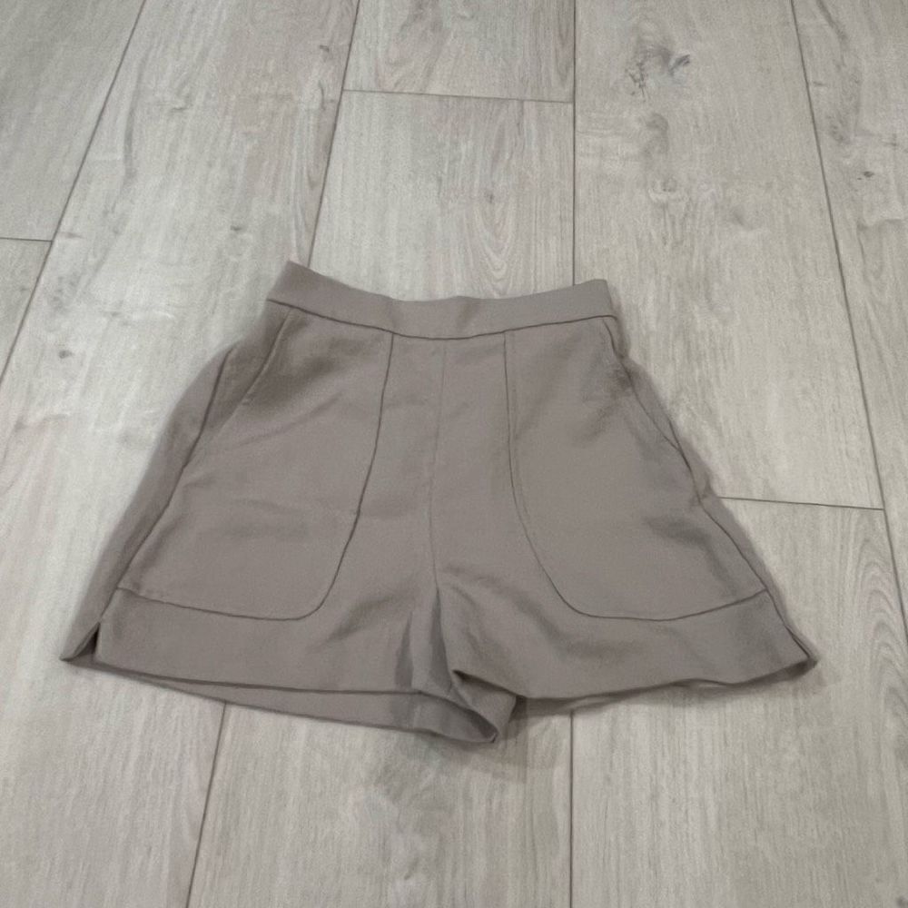 Wilfred womens shorts size xs